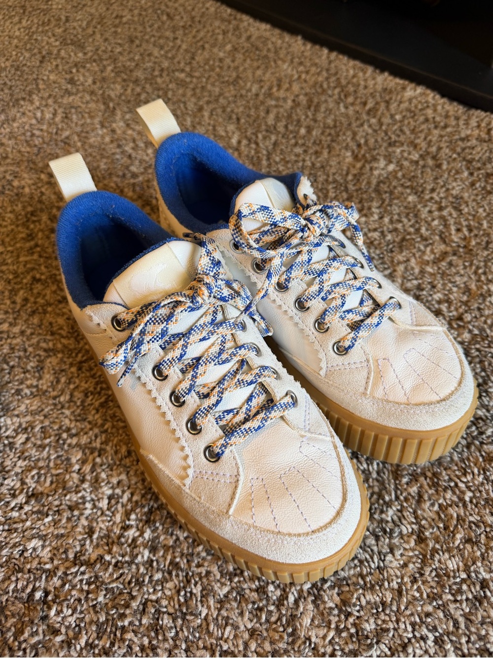 Sorel White Leather Platform Sneaker with Blue Lining and Gum Sole - Picture 2 of 3